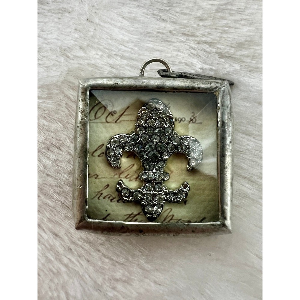 Jewel Kade JK Pendant Reversible Glass Eiffel‎ Tower Fleur De Lis Rhinestone